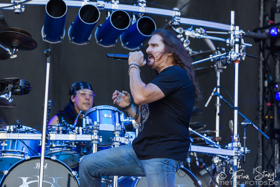 dream-theater-bang-your-head-18-7-2015_0034