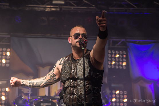 sabaton-21-9-2012-geiselwind-eventhalle-86
