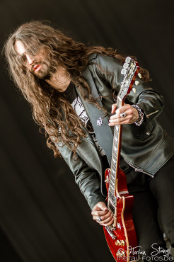 slash-feat-myles-kennedy-rock-im-park-07-06-2015_0009