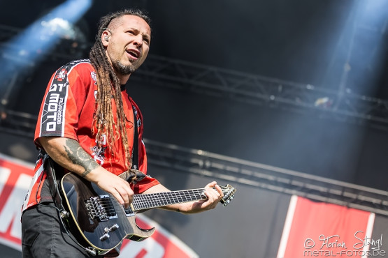 five-finger-death-punch-rockavaria-30-05-2015_0025