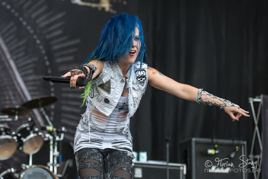 arch-enemy-summer-breeze-2014-14-8-2014_0081
