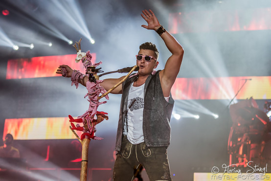 andreas-gabalier-arena-nuernberg-01-10-2015_0038