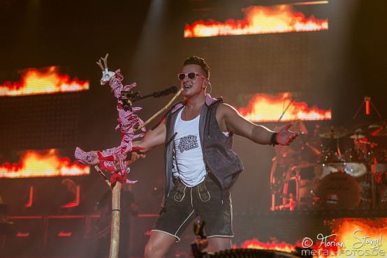 andreas-gabalier-arena-nuernberg-01-10-2015_0017