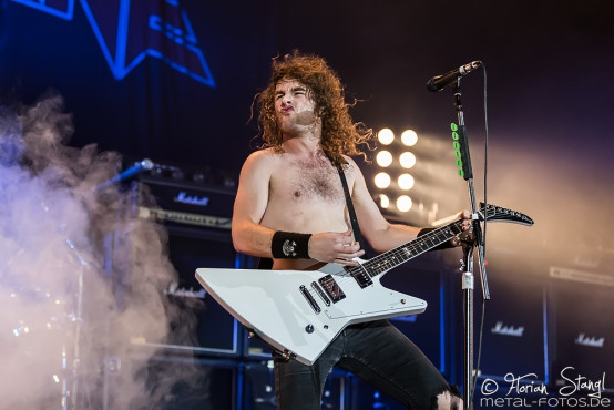 airbourne-rockavaria-30-05-2015_0045
