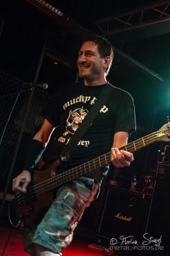 dog-eat-dog-rockfabrik-nuernberg-01-09-2013-32