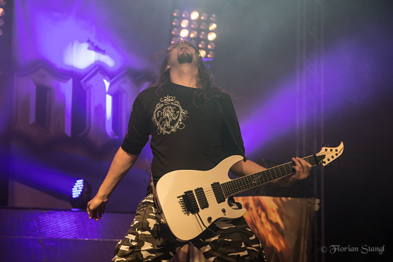sabaton-21-9-2012-geiselwind-eventhalle-47