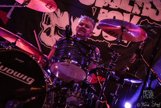 outsiders-joy-hirsch-nuernberg-30-09-2016_0016