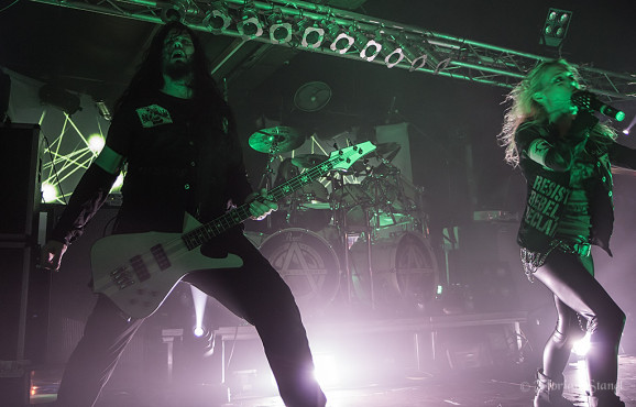 arch-enemy-17-10-2012-rockfabrik-ludwigsburg-42