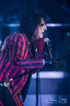 alice-cooper-stadthalle-lichtenfels-04-08-2013-57