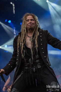 korpiklaani-beastival-2013-01-06-2013-24