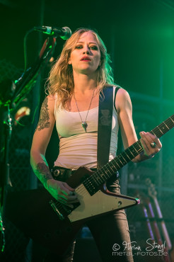 crucified-barbara-rockfabrik-nuernberg-26-9-2014_0043
