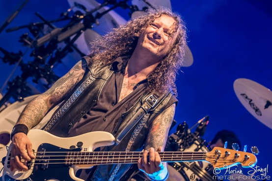 helloween-out-loud-04-06-2015_0003