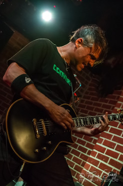 dog-eat-dog-rockfabrik-nuernberg-01-09-2013-30