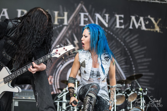 arch-enemy-summer-breeze-2014-14-8-2014_0079