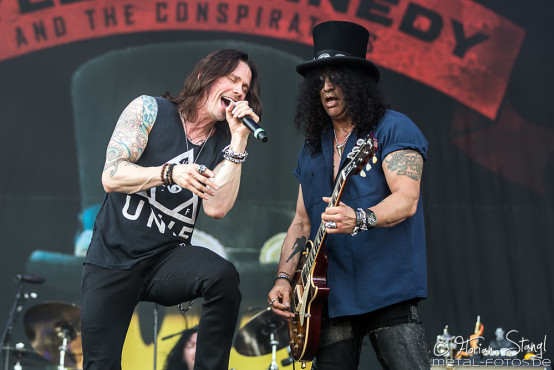 slash-feat-myles-kennedy-rock-im-park-07-06-2015_0025
