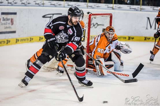 thomas-sabo-ice-tiger-vs-grizzlys-wolfsburg-arena-nuernberg-10-04-2016_0022