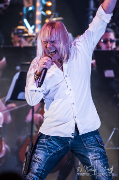 mick-box-bernie-shaw-rock-meets-classic-arena-nuernberg-13-03-2014_0020