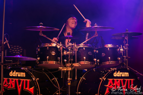 anvil-musichall-geiselwind-23-04-2016_0049