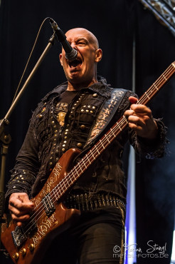 mpire-of-evil-metal-invasion-vii-19-10-2013_31