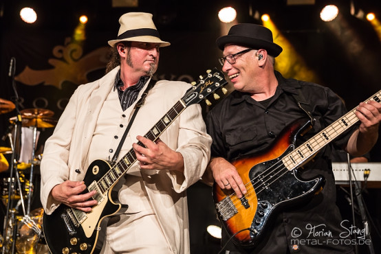 dr-woos-rocknroll-circus-pyras-classic-rock-2014-9-8-2014_0058
