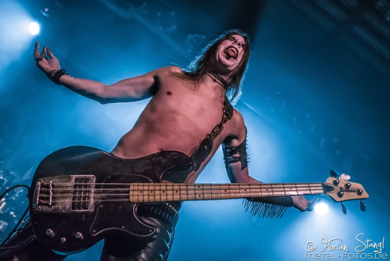 desaster-dark-easter-backstage-muenchen-05-04-2015_0002