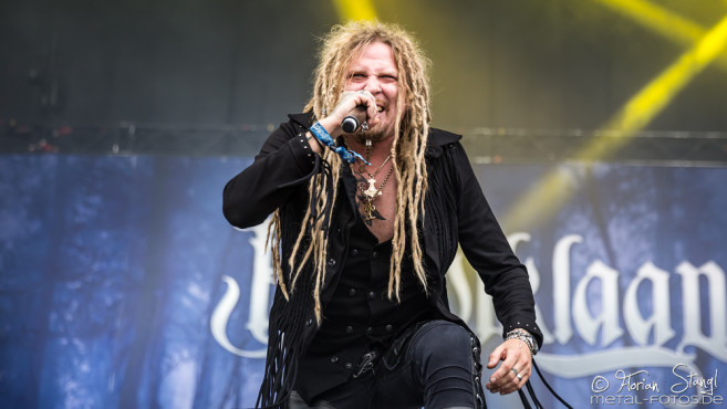 korpiklaani-summer-breeze-2016-20-08-2016_0034