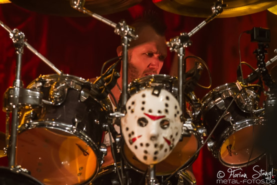 hammerfall-brose-arena-bamberg-07-02-2015_0015
