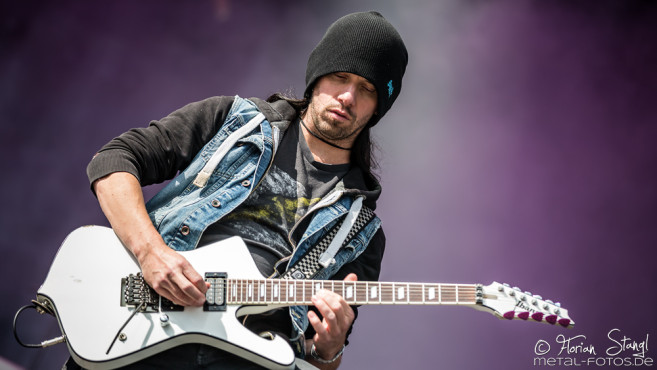 dragonforce-bang-your-head-2016-14-07-2016_0028