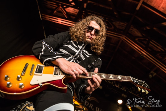 dr-woos-rocknroll-circus-pyras-classic-rock-2014-9-8-2014_0060
