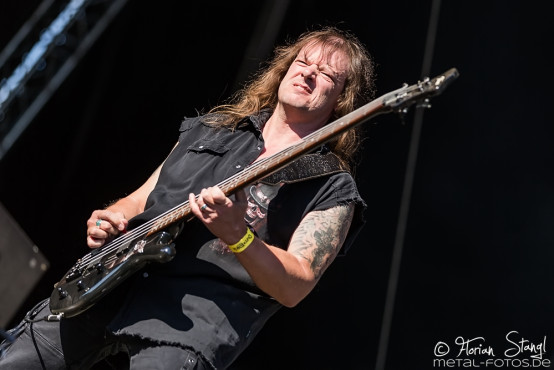grave-digger-out-loud-04-06-2015_0029