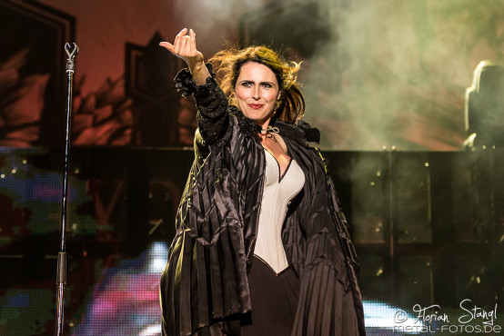 within-temptation-masters-of-rock-9-7-2015_0021