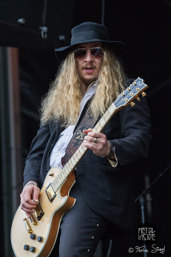 korpiklaani-with-full-force-2013-30-06-2013-44