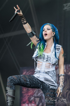 arch-enemy-summer-breeze-2014-14-8-2014_0053