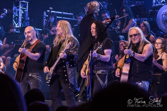 mick-box-bernie-shaw-rock-meets-classic-arena-nuernberg-13-03-2014_0024
