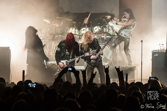 arch-enemy-eventhalle-geiselwind-12-12-2014_0049