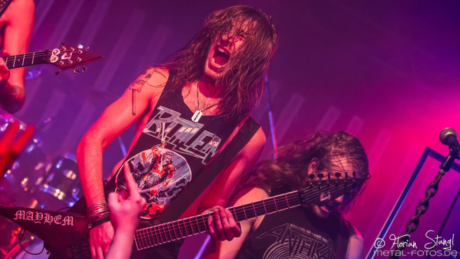 evil-invaders-der-cult-nuernberg-20-10-2016_0010