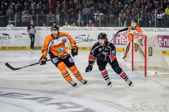 thomas-sabo-ice-tiger-vs-grizzlys-wolfsburg-arena-nuernberg-10-04-2016_0006