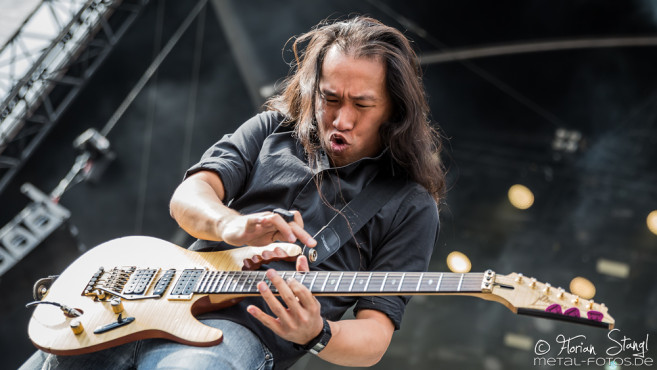 dragonforce-bang-your-head-2016-14-07-2016_0052