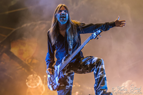sabaton-bang-your-head-16-7-2015_0067