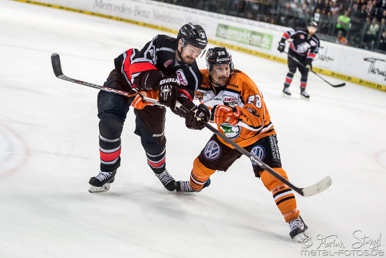 thomas-sabo-ice-tiger-vs-grizzlys-wolfsburg-arena-nuernberg-10-04-2016_0031