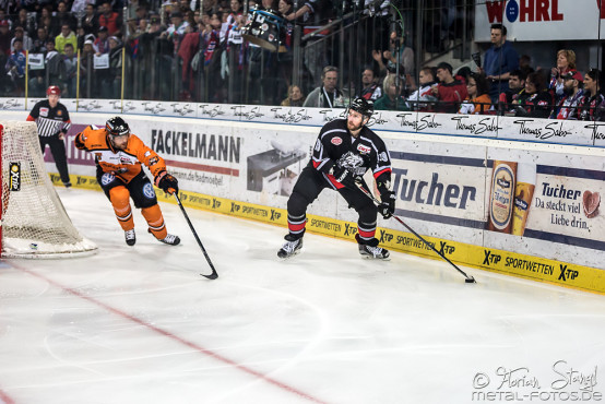 thomas-sabo-ice-tiger-vs-grizzlys-wolfsburg-arena-nuernberg-10-04-2016_0009