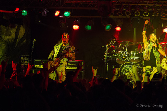 iced-earth-16-12-2012-rockfabrik-ludwigsburg-24