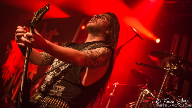 suicidal-angels-der-cult-nuernberg-20-10-2016_0030