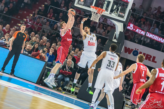 brose-baskets-real-madrid-arena-nuernberg-25-02-2016_0021