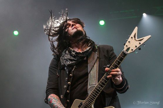helloween-15-12-2012-knock-out-karlsruhe-23