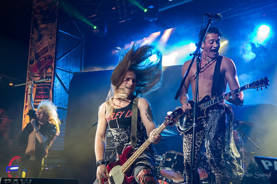 kissin-dynamite-30-11-2012-rockfabrik-nuernberg-6