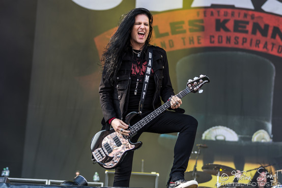 slash-feat-myles-kennedy-rock-im-park-07-06-2015_0008