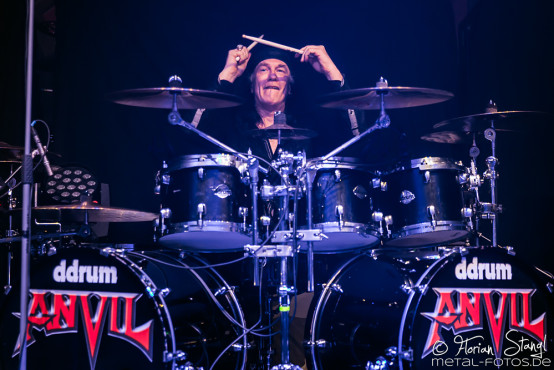 anvil-musichall-geiselwind-23-04-2016_0038