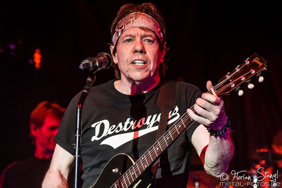 george-thorogood-the-destroyers-loewensaal-nuernberg-24-7-2015_0046