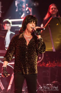 joe-lynn-turner-rock-meets-classic-arena-nuernberg-13-03-2014_0010